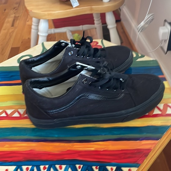Size 10 vans old skool - Picture 4 of 6